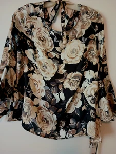 A Byer Womens Top Floral Peek-a-Boo Back Tie Bell Sleeve Size M NEW (245-3) - Picture 1 of 9