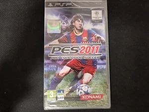 PES 2011 Pro Evolution Soccer PSP Neuf PAL FR Sony Playstation Portable - Picture 1 of 2