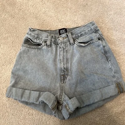 BDG Urban Outfitters Mom Hi Rise Denim Shorts Grey Size 25 - Image 1 of 4
