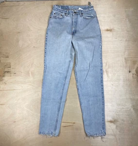 Vintage Levi’s 521 WOMENS 10 (TRUE FIT 28x31 ) medium denim tapered - Picture 1 of 22
