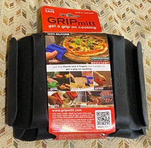 Silicone Kitchen Mitt 2-Pack Set (Small/Medium, Black) ***Brand New*** - Picture 1 of 2