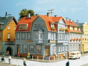 12249 AUHAGEN HO Eckpalast im Stil Bausatz Maßstab 1:97 - Bild 1 von 4