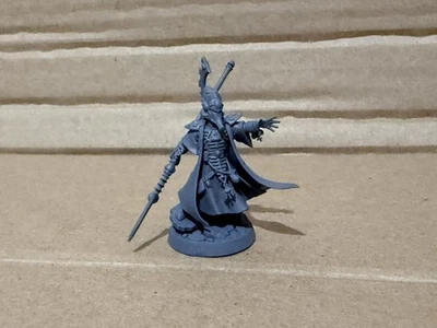 Craftworld Eldar Farseer Miniature Assembled, Primed - Image 1 of 2