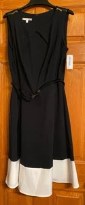 Signature Darby Damen ärmelloses Kleid Größe 14 schwarz/weiß mit Gürtel neu mit Etikett - Bild 1 von 9
