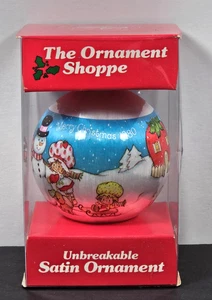 Vtg 1980 Strawberry Shortcake Unbreakable Satin Christmas Ornament Shoppe NIB - Picture 1 of 10