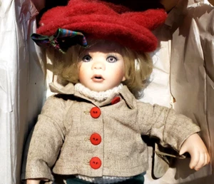 Muñeca de porcelana Cottage Collectibles de Ganz 'Dyanne' - Imagen 1 de 6