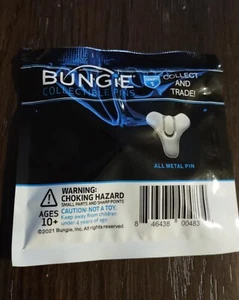 Destiny 2 Silver Metal Tricorn Pin with Synth Emblem - Picture 1 of 2