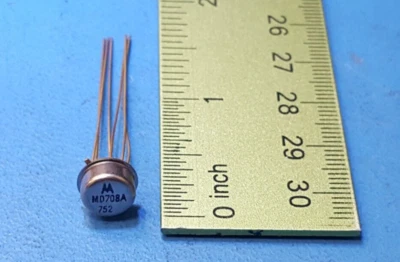 SMALL SIGNAL TRANSISTOR, MD708A, MOTOROLA, 200mA, 15V, 2 CHANNEL, NPN, Si - Image 1 of 2