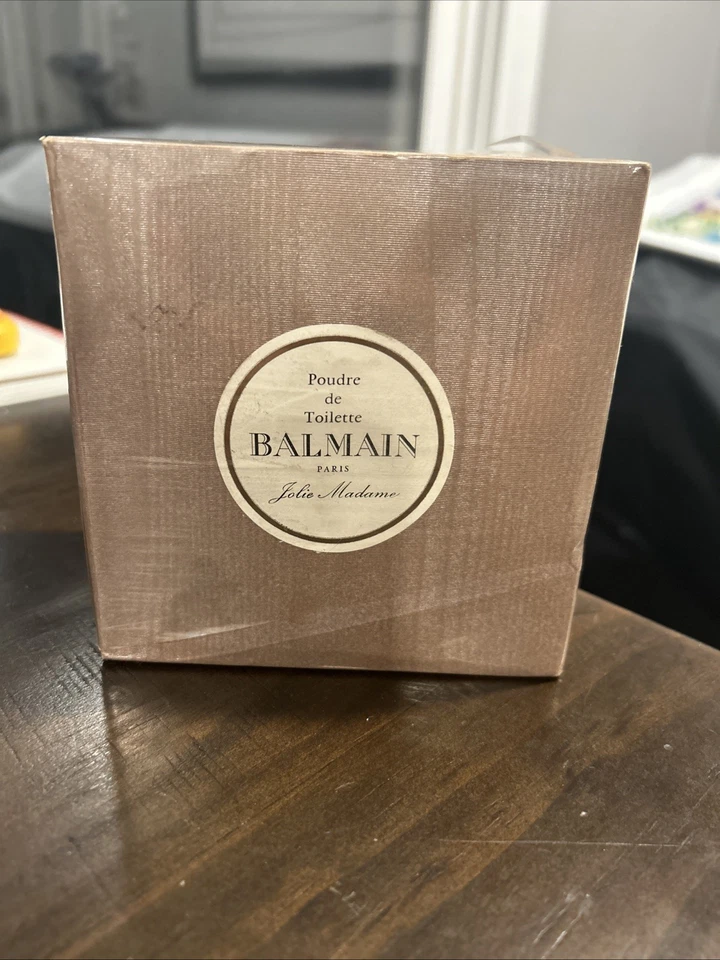 Balmain Jolie Madame Poudre de Toilette Foto 1 de 1