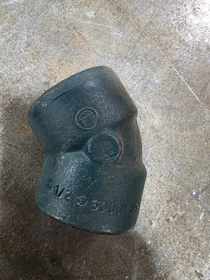 1/2" Pipe Female 45 6000 PSI Forged - Image 1 of 1