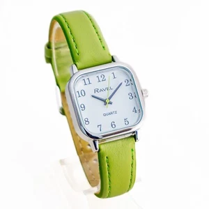 Reloj cuadrado de cuarzo súper transparente fácil de leer para damas con correa verde R0141.11.2 - Imagen 1 de 2