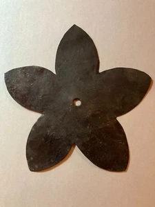 Primitive Early 18th Century Style Tin Daffodil Flower Quilting Stencil Template - Picture 1 of 1