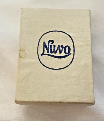 VINTAGE NUVO CHARM PRESENTATION CARDBOARD BOX 6CM X 4.7CM X 2.3CM - Image 1 of 4