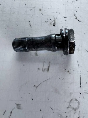 Tornillo bomba enfriador de aceite motor Honda CBR 600rr 07-12  Foto 1 de 2