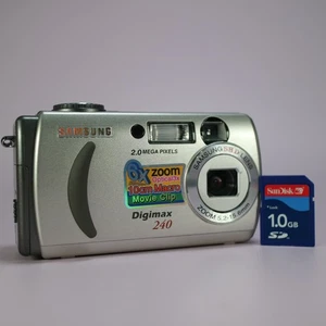 Samsung Digital Camera Digimax 240 2.0MP Silver Tested - Picture 1 of 9