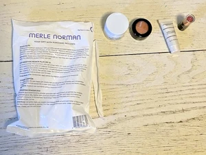 Merle Norman Travel Size Lotto Aqua Bliss Fondotinta Guancia Pastello Bronzo Polvere - Foto 1 di 9