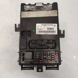 2007 2008 FORD MUSTANG FUSE BOX BODY CONTROL MODULE DELPHI 8R3T-14B476-FD (OEM) - Picture 1 of 7