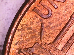 1999 D Lincoln Penny Nice Die Gouge Error on Reverse Coin in Good Condition - Picture 1 of 12