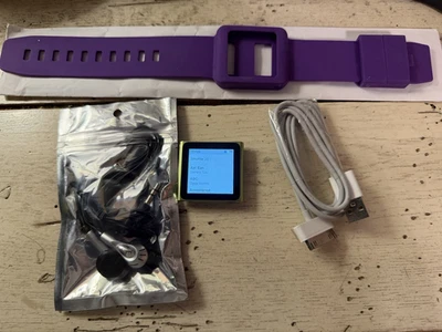 Apple iPod nano 6th Generation GREEN 16GB USED BUNDLE SEE DESCRIPTION - Image 1 of 4