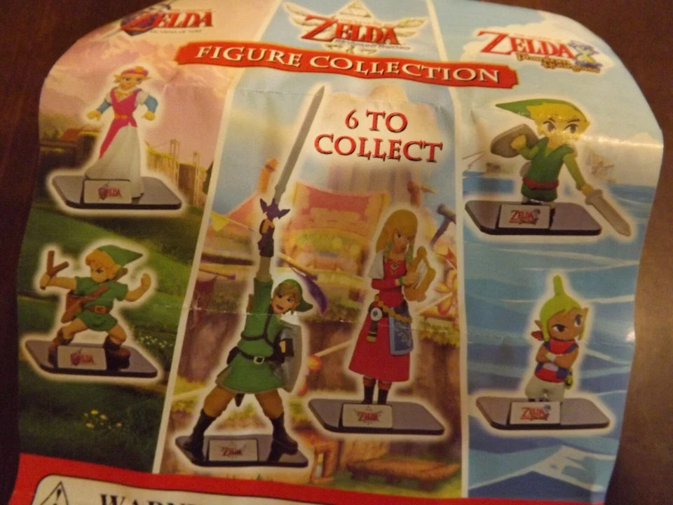 Tomy Zelda Skyward Sword Phantom figure Gashapon Princess Link Past Fast S&H - Image 1 of 1