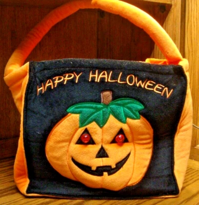 Halloween Candy Tote Bag~Trick or Treat~Orange Cloth~Does not light up~READ  897 - Image 1 of 4
