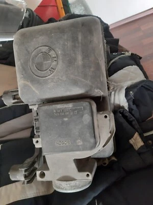 Medidor de flujo de aire BMW e30 M3 Foto 1 de 2