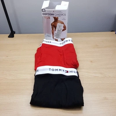 Paquete de 2 calzoncillos boxer TOMMY HILFIGER para hombre medianos negros rojos 100 % algodón clásicos Foto 1 de 3