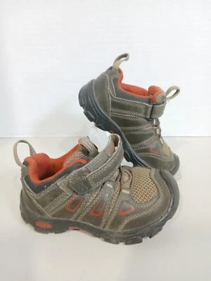 Keens Niños Pequeños Marrón Rojo Zapatos Niños Talla 8 Todos los Días Aire Libre Informales Foto 1 de 4
