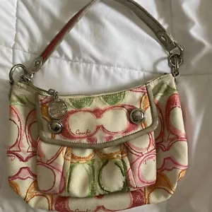 Coach Poppy multi colored bag. Snapped Outside Pocket Inside Zippered. Peach. - Picture 1 of 19