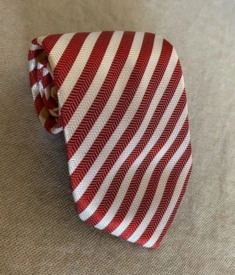 Corbata GIORGIO ARMANI Italia Rojo Blanco Rayas Etiqueta Negra Seda 59.5" x 3.75" Foto 1 de 4