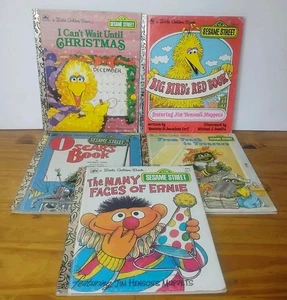 Sesame Street Golden Book Lot of 5 Vintage Big Bird Ernie Oscar Christmas 80s - Imagen 1 de 23