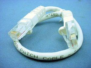 Leviton 47620-1W White Cat5 1ft Ethernet Cable Data Patch Cord Network Booted - Picture 1 of 3