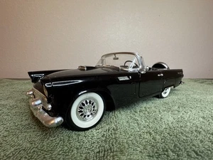 1956 Ford Thunderbird Convertible by Revell 1/18 DIECAST - Picture 1 of 16