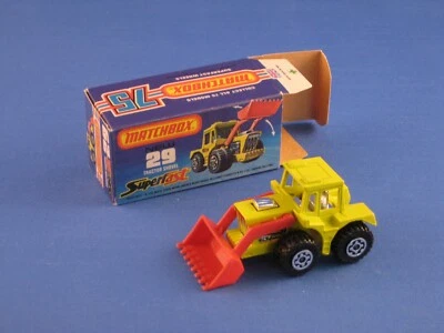 Lesney Matchbox Superfast 29 Shovel Yellow Body and Base Chrome Seat Boxed 70mm - Image 1 of 3
