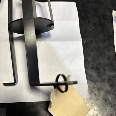 Billy 山羊软管固定器支架 891122,正品原始设备制造商,免运费  — 第 1/3 张图片