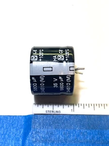 KONDENSATOR 5600UF 35V Radial PANASONIC HA 105° LONG LIFE CONDENSATOR SCHNELLER VERSAND (adg - Bild 1 von 2