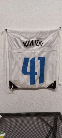 Vintage NOWITZKI 41 Drawstring Bag Dallas Mavericks Cover