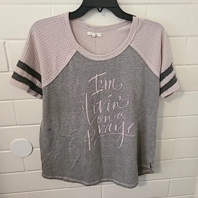 Camiseta Gráfica Maurices Tono Gris Mediana Mujer Usada Informal Otoño Escuela Foto 1 de 4