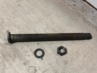 Yamaha YZ250F YZ 250 2005 OEM rueda trasera eje perno 1C3-25381-00-00 05-19 Foto 1 de 4