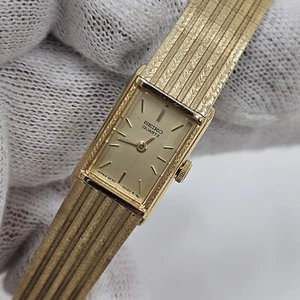 SEIKO QUARTZ Gold Tone 2E20-5240 JAPAN WOMEN'S Wrist Watch New Battery VINTAGE - Picture 1 of 6