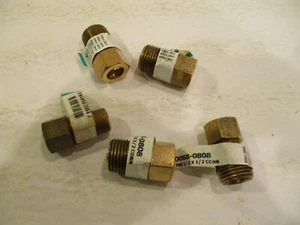 Pack of 5- 1/2 in NPT x 1/2 in Compression BRASS fitting Lead Free - Picture 1 of 2