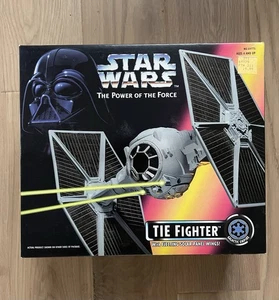 1995 Star Wars Power of the Force TIE Fighter mit auswerfenden Solarpanel Flügeln Neu - Bild 1 von 5