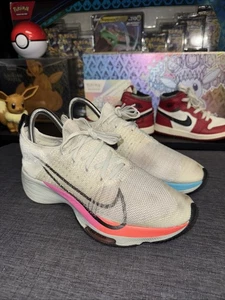 Talla 5.5Y- Nike Air Zoom Tempo Next% Flyknit Blanco Hiper Violeta Mujeres 7 - Imagen 1 de 9