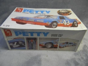 1/25 SCALE VINTAGE AMT 1983 STP RICHARD PETTY GRAND PRIX STOCKER MODEL-SEALED - Picture 1 of 7