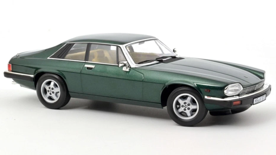 JAGUAR XJ-S 5.3 H.E. Coupe - 1982 - greenmetallic - Norev 1 18