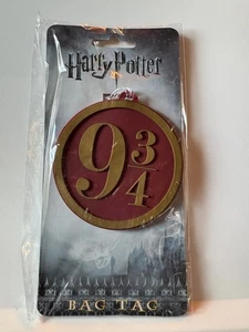 Targhetta borsa Harry Potter Platform 9 3/4 etichetta bagaglio nuova esclusiva LootCrate - Foto 1 di 3