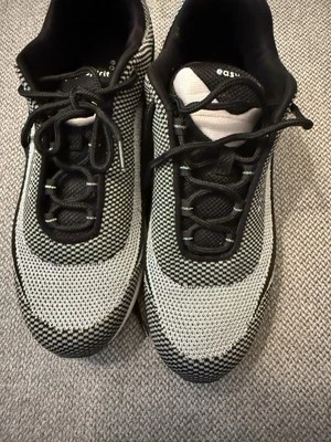 Easy Spirit Shoes Womens 8.5 Romy Walking Black And Silver - Image 1 of 4