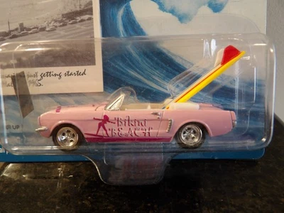 Ford Mustang 1964 convertible 2000 Johnny Lightning Surf Rods 1:64 Foto 1 de 2