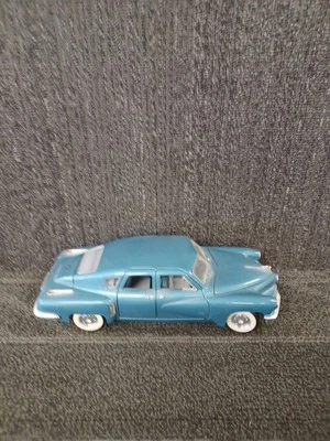 1:18th Scale 1948 Tucker Diecast Car By Road Legends Repaired - Image 1 of 4