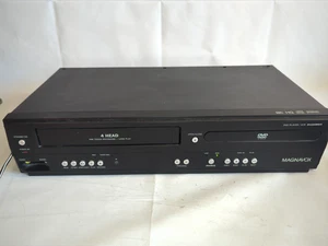Combo DVD/VCR Magnavox DV220MW9 negro con control remoto *Ver anuncio** - Imagen 1 de 5